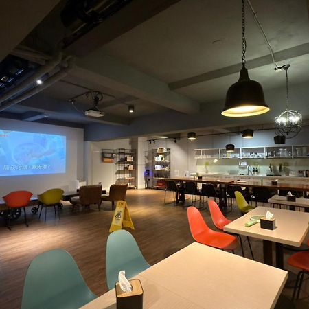 Let'S Hostel Kaohsiung Extérieur photo